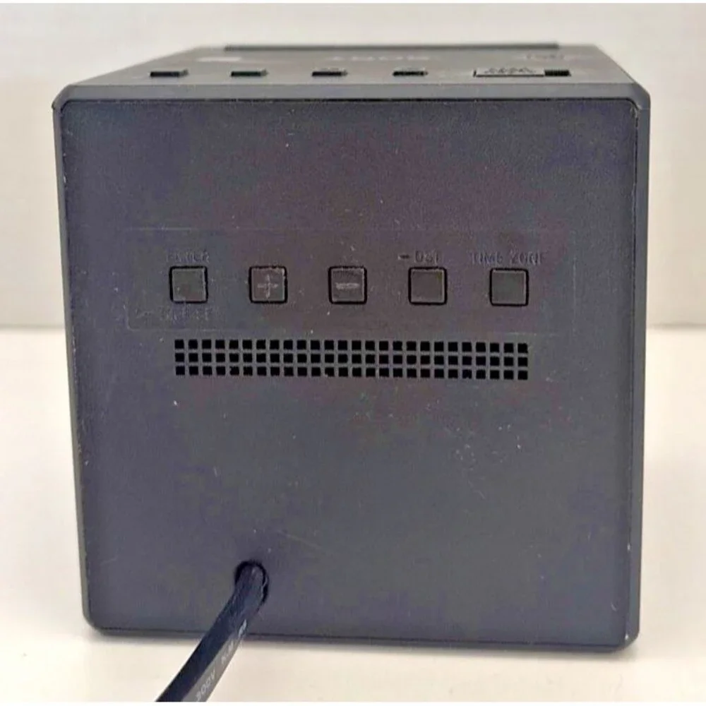 Sony ICF-C1 Desktop Alarm Clock Radio Cube Digital Black ICFC1 Tested